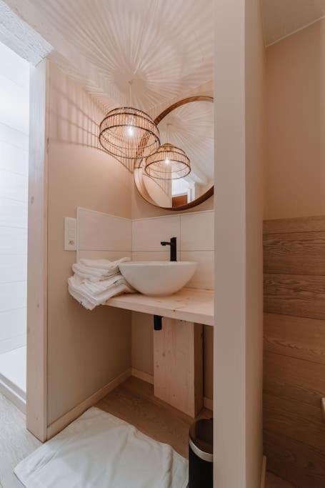 Chimay : La Chambre Doree De La Grand Place Екстер'єр фото